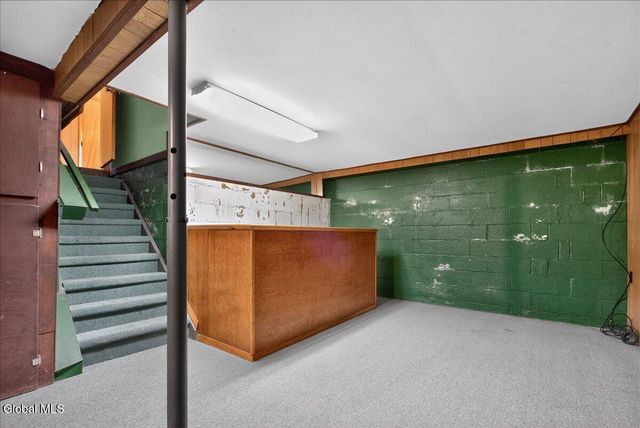 15 Hewitt Street, Schaghticoke, NY 12118