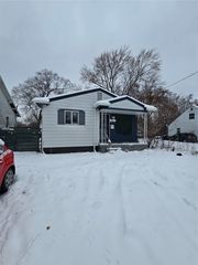 3419 Leerda Street, Flint, MI 48504