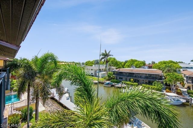 1400 Blue Point AVE 207, Naples, FL 34102