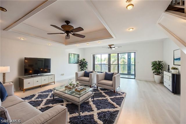 1400 Blue Point AVE 207, Naples, FL 34102