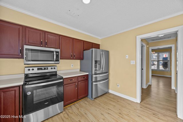 203 Plantation Boulevard, Jacksonville, NC 28540