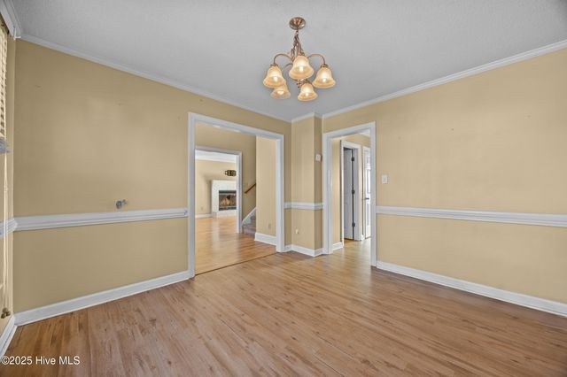 203 Plantation Boulevard, Jacksonville, NC 28540