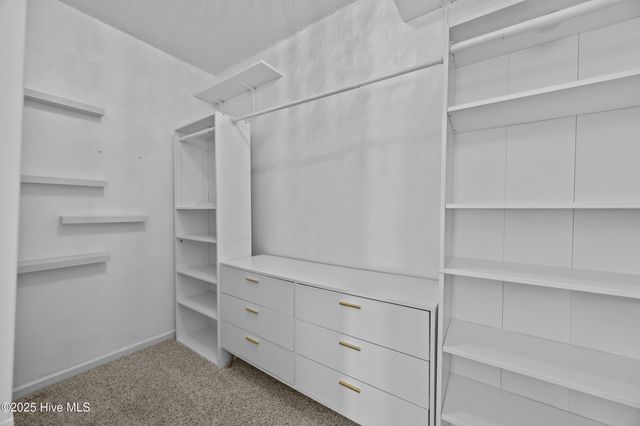 203 Plantation Boulevard, Jacksonville, NC 28540