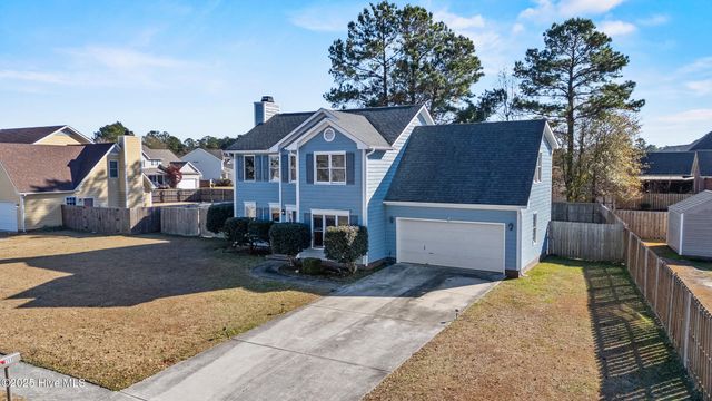 203 Plantation Boulevard, Jacksonville, NC 28540