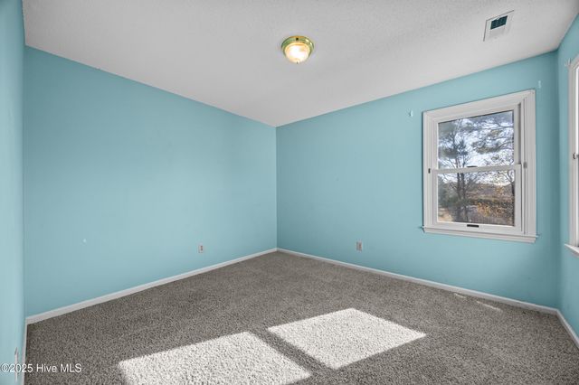 203 Plantation Boulevard, Jacksonville, NC 28540