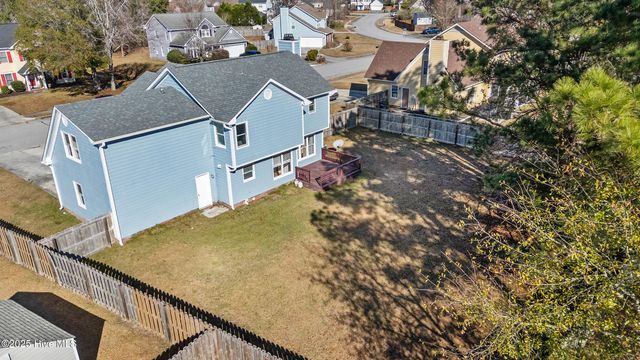 203 Plantation Boulevard, Jacksonville, NC 28540