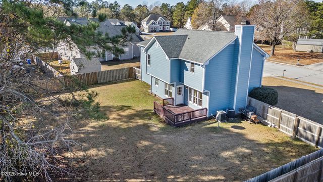 203 Plantation Boulevard, Jacksonville, NC 28540