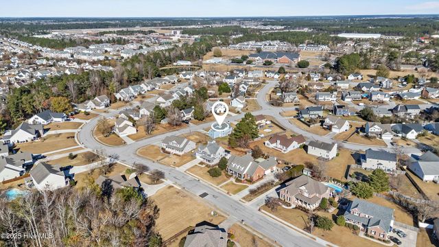 203 Plantation Boulevard, Jacksonville, NC 28540