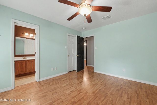 7008 Oakhurst Drive, Ocean Springs, MS 39564