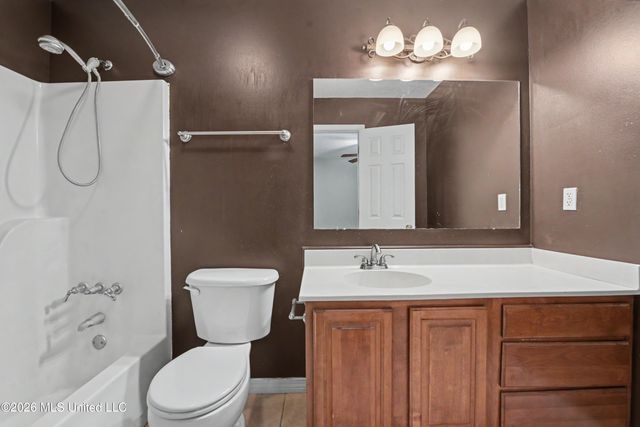 7008 Oakhurst Drive, Ocean Springs, MS 39564