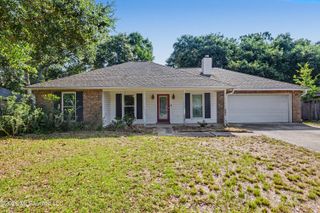 7008 Oakhurst Drive, Ocean Springs, MS 39564