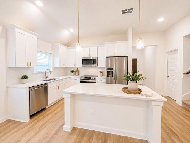 419 Zeus Mountains Drive, Crosby, TX 77532