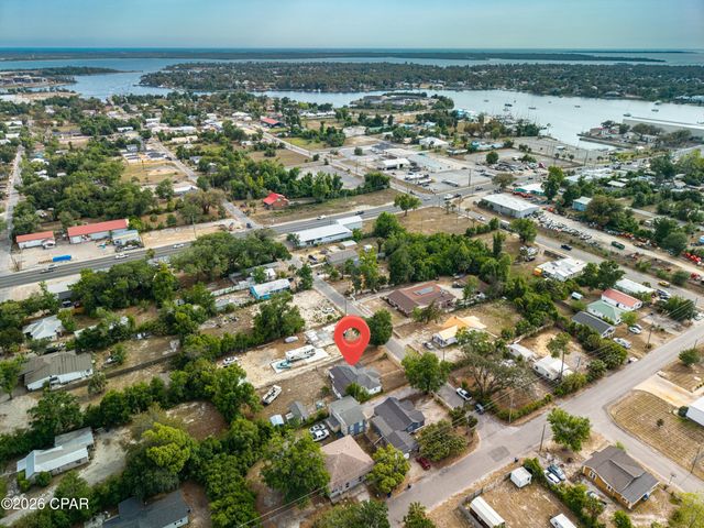 518 Maine Avenue, Panama City, FL 32401