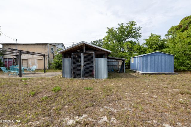 518 Maine Avenue, Panama City, FL 32401