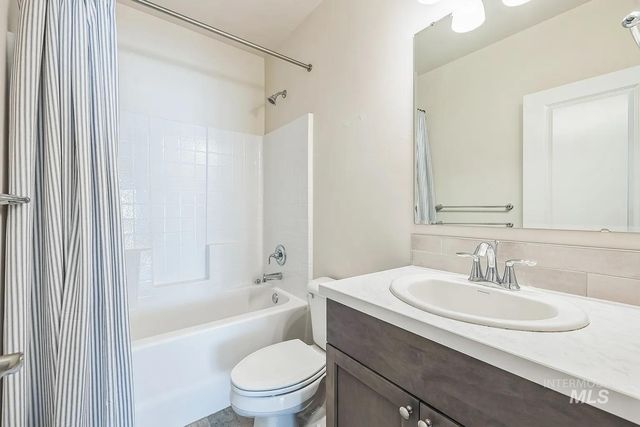 8886 W Middle Fork St., Boise, ID 83709