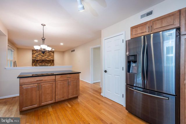 35 NATHALIE CT, Hockessin, DE 19707