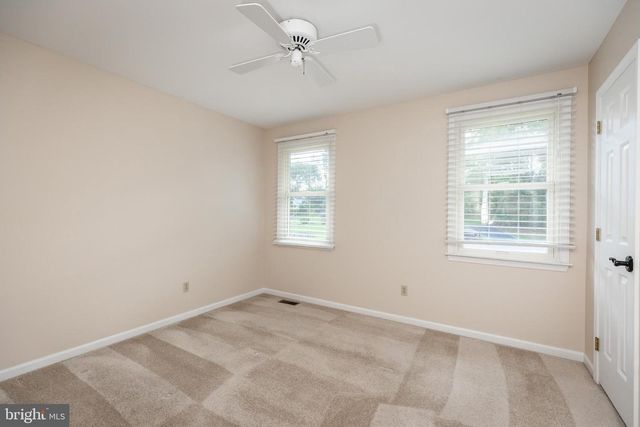 35 NATHALIE CT, Hockessin, DE 19707