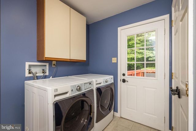 35 NATHALIE CT, Hockessin, DE 19707