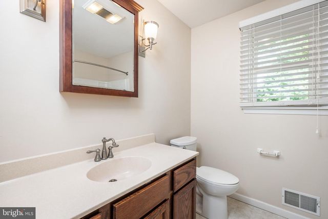 35 NATHALIE CT, Hockessin, DE 19707