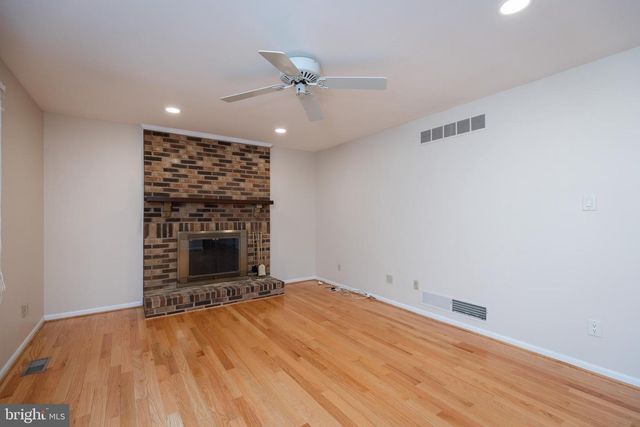 35 NATHALIE CT, Hockessin, DE 19707