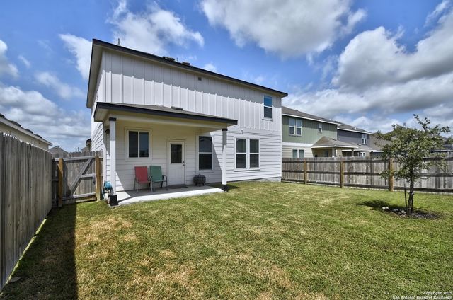 4113 Paddock Trail, Seguin, TX 78155