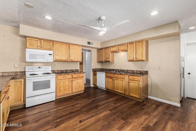 8756 E BONNIE ROSE Avenue, Scottsdale, AZ 85250