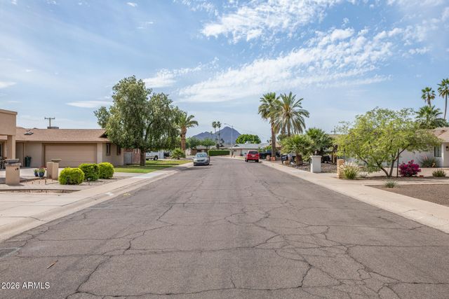 8756 E BONNIE ROSE Avenue, Scottsdale, AZ 85250