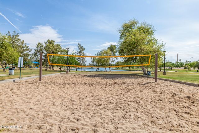 8756 E BONNIE ROSE Avenue, Scottsdale, AZ 85250