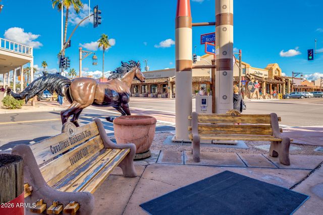 8756 E BONNIE ROSE Avenue, Scottsdale, AZ 85250