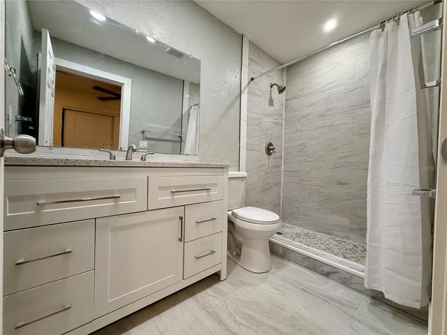 3980 BERKSHIRE DRIVE, Sarasota, FL 34241