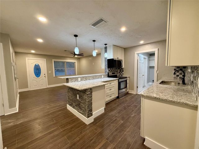 3980 BERKSHIRE DRIVE, Sarasota, FL 34241