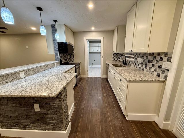 3980 BERKSHIRE DRIVE, Sarasota, FL 34241