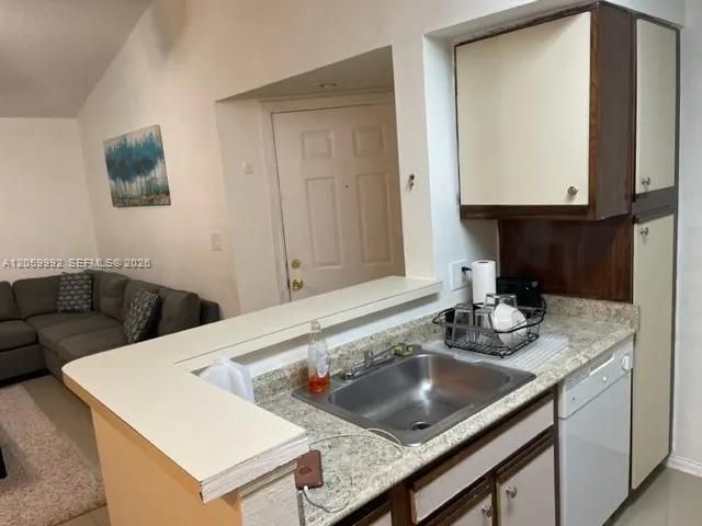 2926 S University Dr 6303, Davie, FL 33328