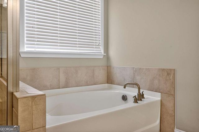 1020 River Park Drive, Johns Creek, GA 30097