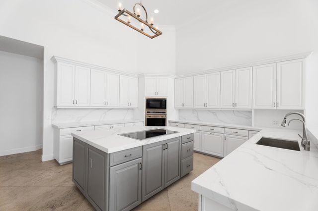 6841 SE Harbor Circle, Stuart, FL 34996