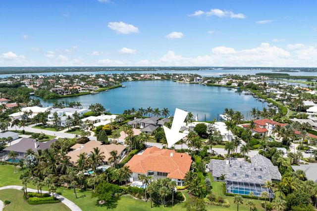6841 SE Harbor Circle, Stuart, FL 34996