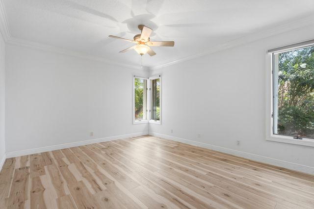 6841 SE Harbor Circle, Stuart, FL 34996