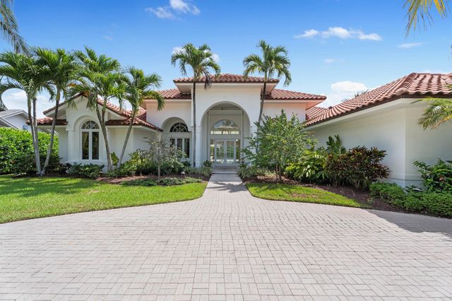 6841 SE Harbor Circle, Stuart, FL 34996