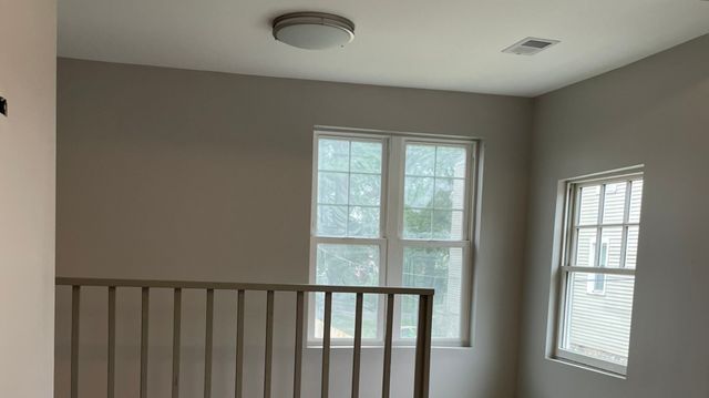 8422 S Buffalo Avenue 1R, Chicago, IL 60617