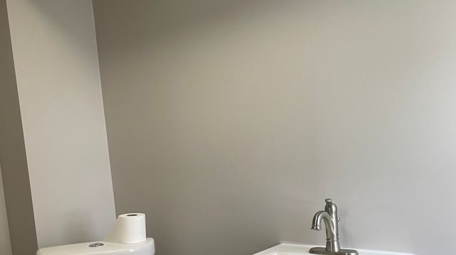 8422 S Buffalo Avenue 1R, Chicago, IL 60617