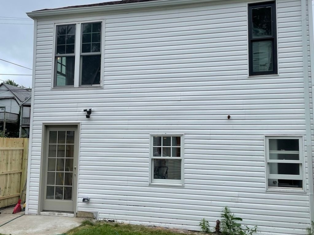 8422 S Buffalo Avenue 1R, Chicago, IL 60617