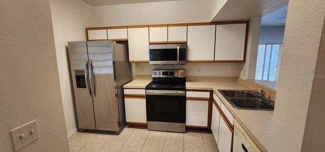 6014 PORTSDALE PLACE 102, Riverview, FL 33578