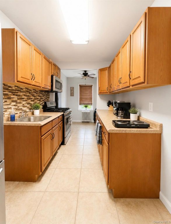 2729 Gifford Avenue, Bronx, NY 10465 — photo 4