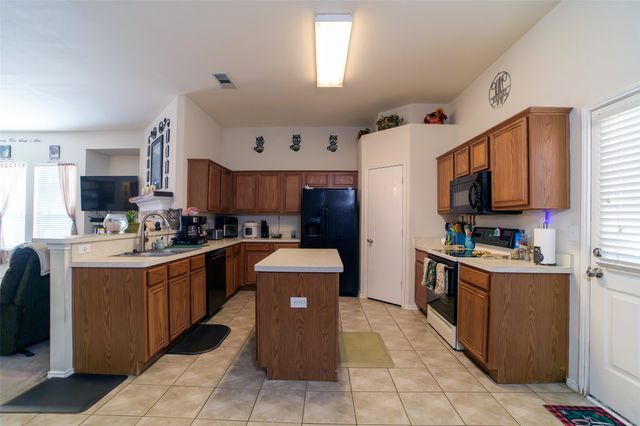 2127 Coelum Court, Dallas, TX 75253