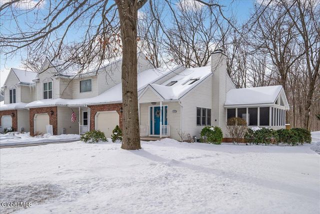 51 Westbury Court, Clifton Park, NY 12065