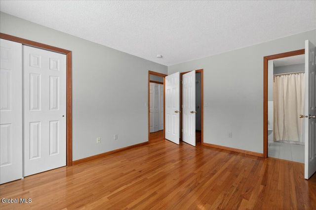 51 Westbury Court, Clifton Park, NY 12065