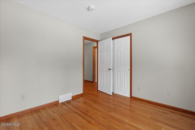 51 Westbury Court, Clifton Park, NY 12065