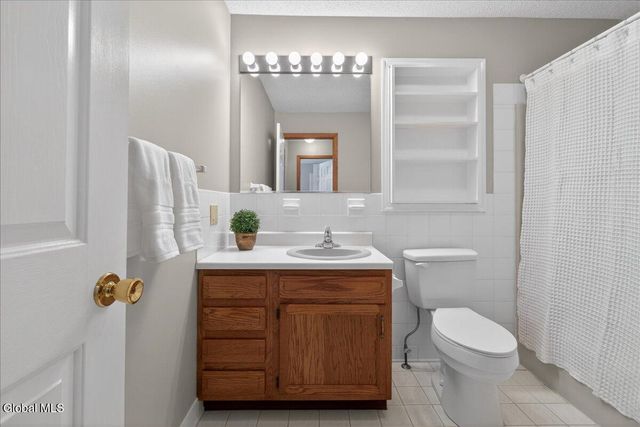 51 Westbury Court, Clifton Park, NY 12065