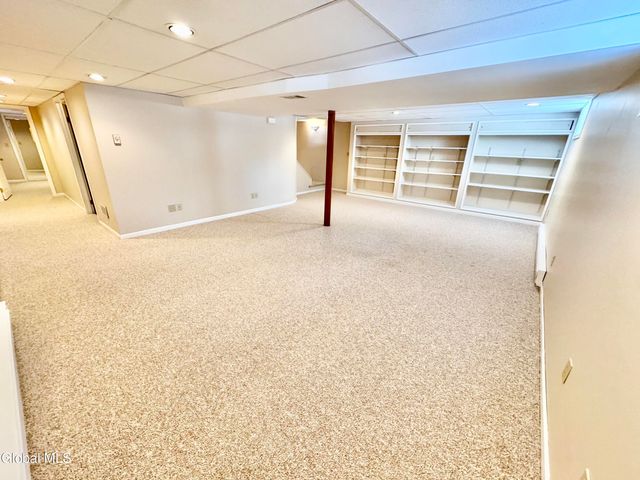 51 Westbury Court, Clifton Park, NY 12065