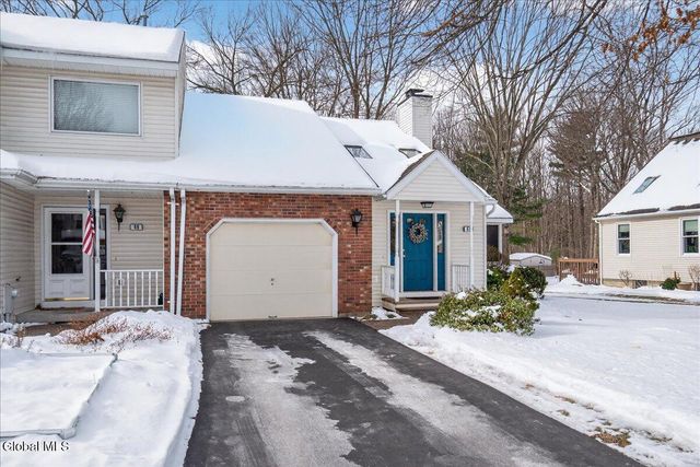 51 Westbury Court, Clifton Park, NY 12065